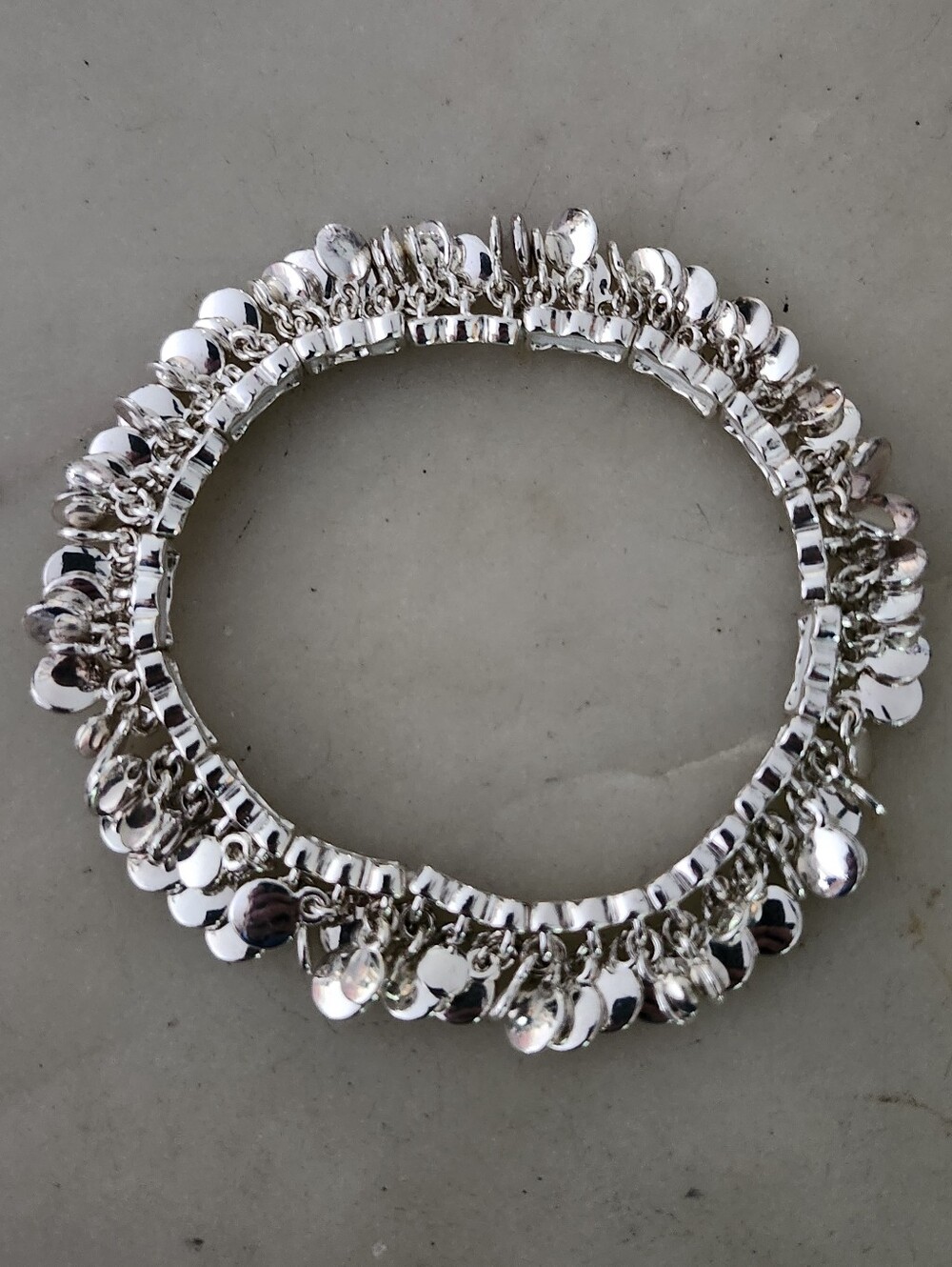 Stylish Silver Tone Disc Fringe Stretch Bracelet